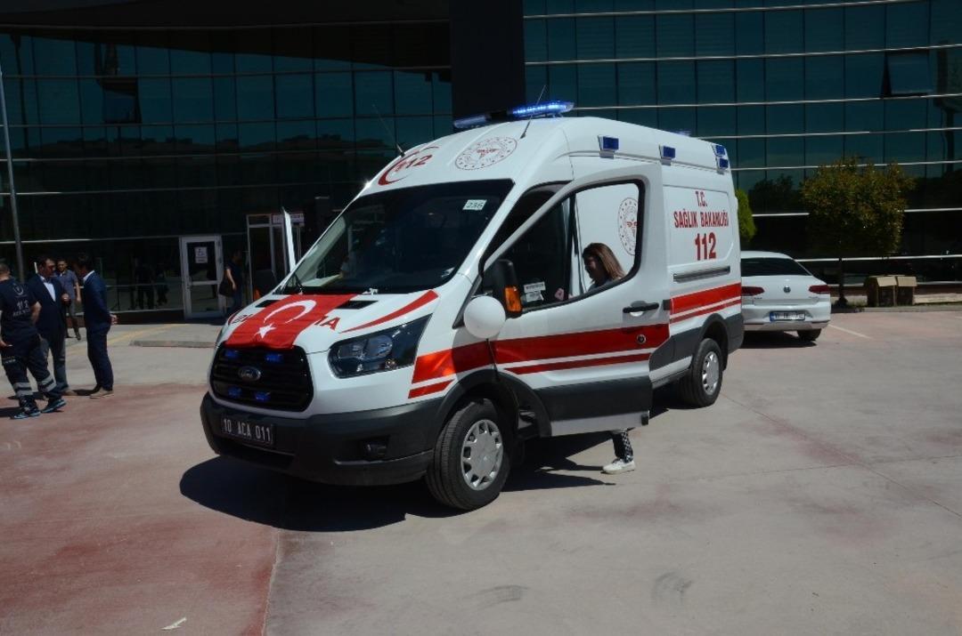 Balıkesir&rsquo;e 6 yeni ambulans