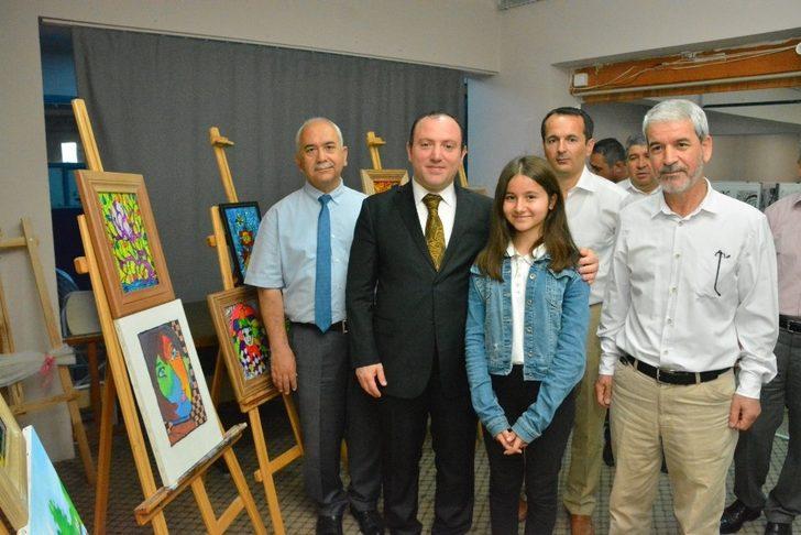 Zağnospaşa Ortaokulundan yılsonu sergisi G4