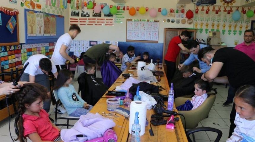 Bayram tıraşları kursiyerlerden
