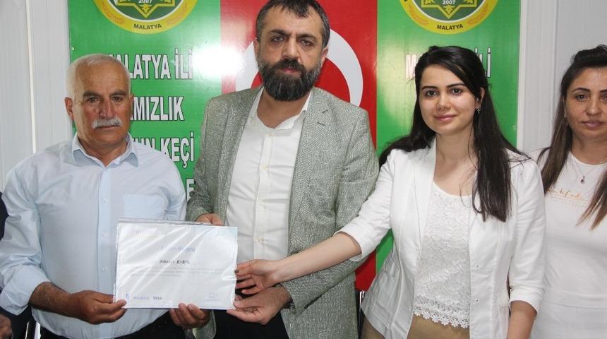 Eğitimini tamamlayan üreticiler sertifikalarını aldı