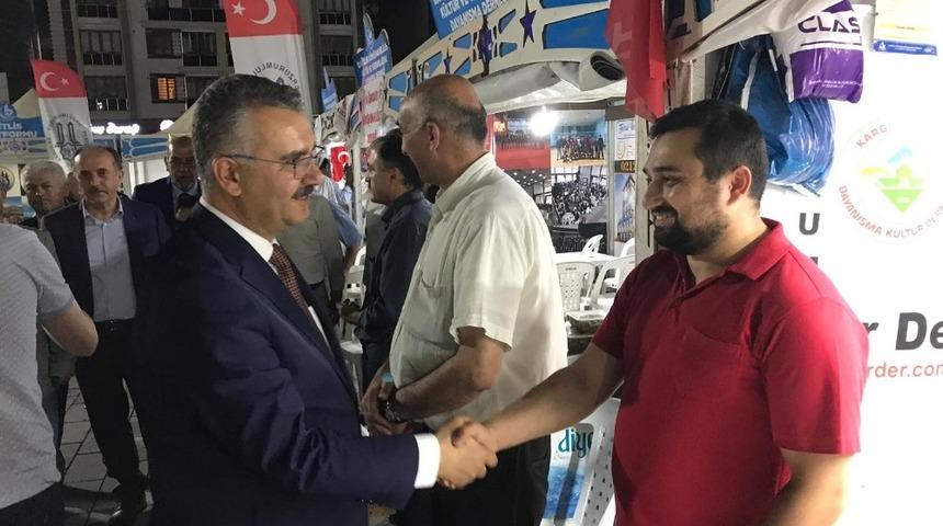 AK Parti &Ccedil;orum İl Başkanı Yusuf Ahlatcı;