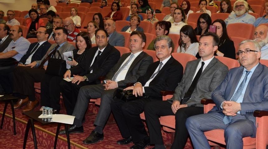 ESOG&Uuml;&rsquo;de &ldquo;Etik Değerler-İnsan-Toplum&rdquo; paneli