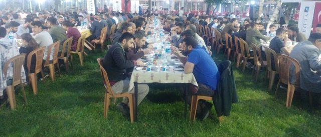 VEDAŞ, bin vatandaşla iftarda buluştu