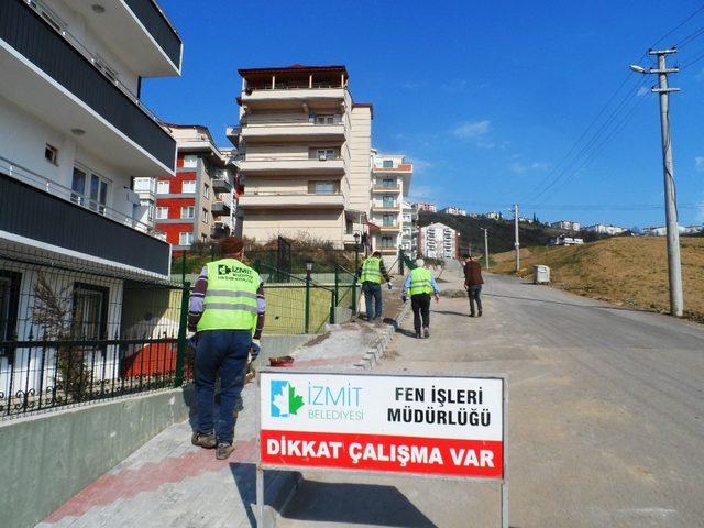 İzmit’in dört bir yanında çalışmalar sürüyor