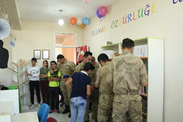 Diyarbakır'da şehidin adını taşıyan kütüphane açıldı