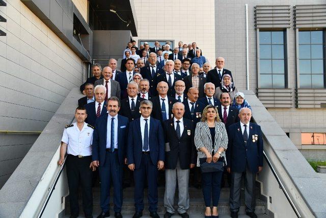 Kıbrıs gazilerine madalya ve berat tevcih töreni düzenlendi