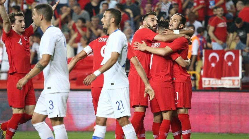 Milli takım dolu dizgin!