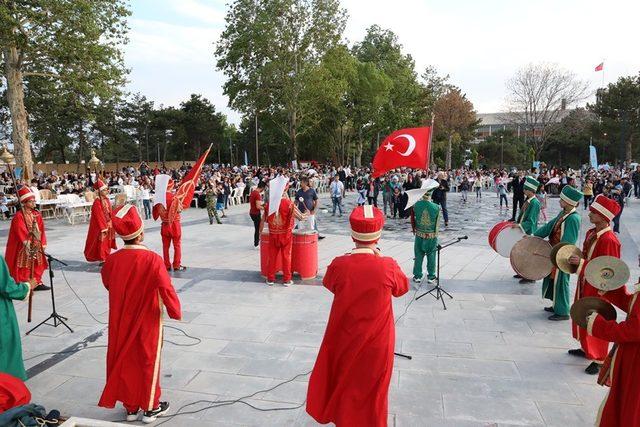 Suluova Belediyesinden halk iftarı