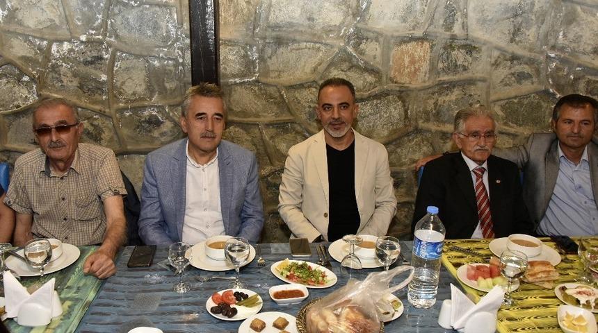 G&uuml;m&uuml;şhane basını iftarda buluştu