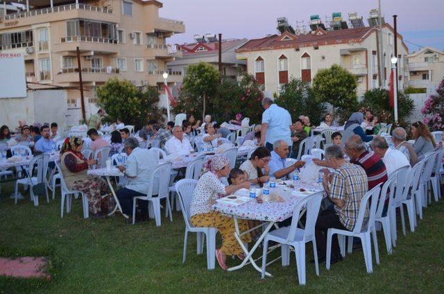 Didim AK Parti Teşkilatı iftarda buluştu