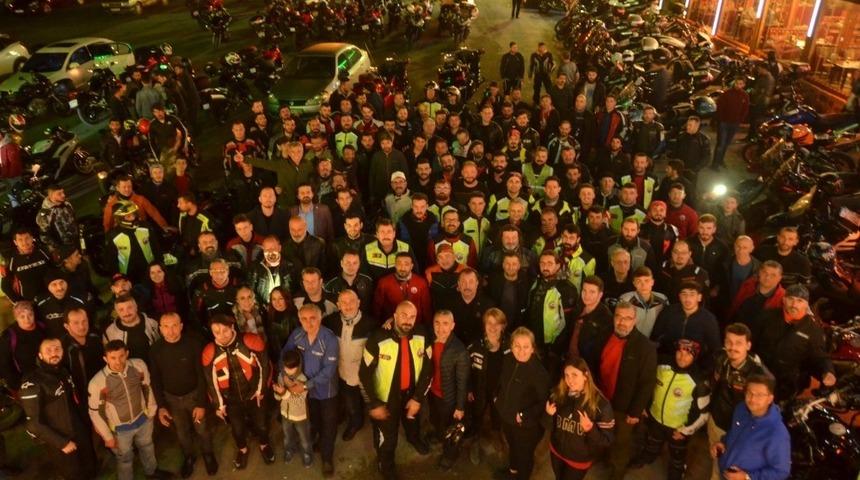 Motosiklet tutkunlarından festival tadında iftar