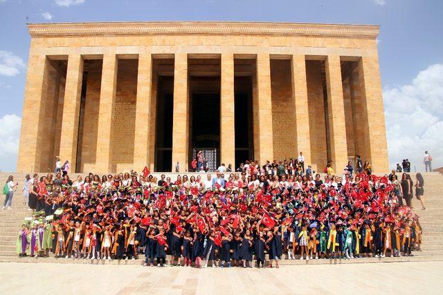 Çankaya’nın çocukları Ata’nın huzurunda