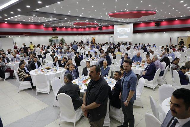 Erzincan Ticaret ve Sanayi Odasının iftarına yoğun ilgi