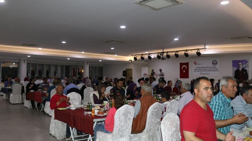 G&ouml;rdes Kaymakamlığından şehit aileleri ve gazilere iftar