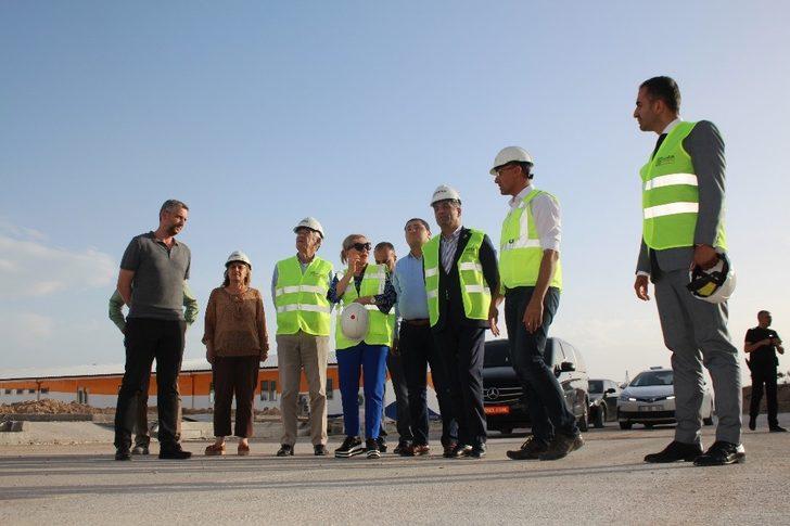 Milletvekili Erol, Keban Barajı ve Çimento fabrikasında incelemelerde bulundu G4