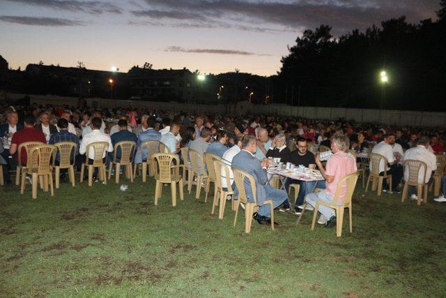 AK Parti Marmaris İlçe Teşkilatından  iftar yemeği