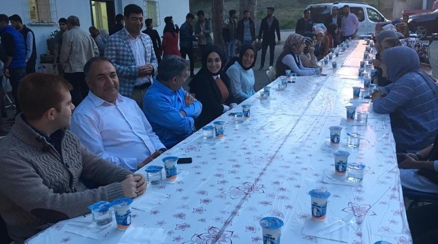 Tatvan&rsquo;da &ouml;ğrencilere y&ouml;nelik iftar programı