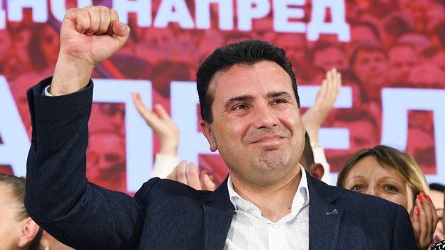 Kuzey Makedonya Başbakanı Zaev Parti Kabinesini ve Hükümeti “Süpürüyor”