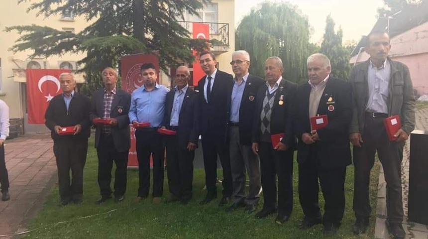 Sosyal Yardımlaşma Vakfından iftar yemeği