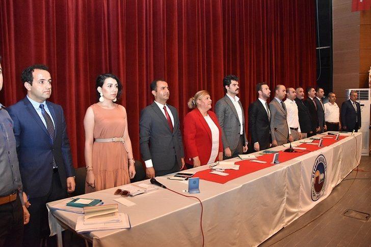 Başkan Aydar: "Hizmet gömleğini giydik" G2