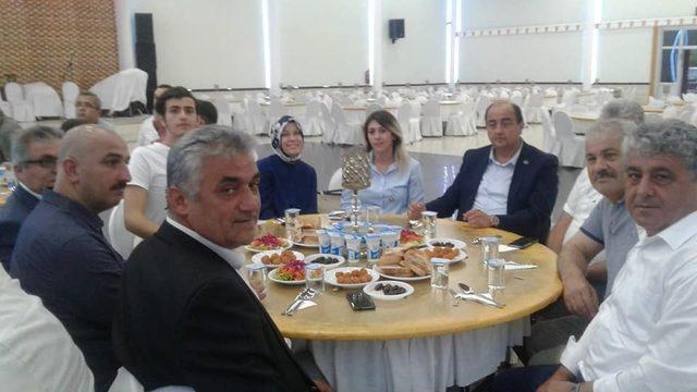 Demirtaş belediye personelleri ile iftarda buluştu