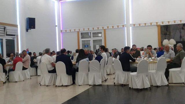 Demirtaş belediye personelleri ile iftarda buluştu