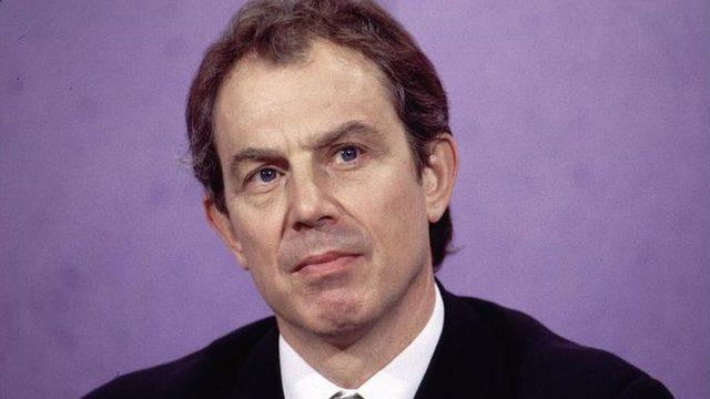 Eski İngiltere Başbakanı Tony Blair, daha parti lideri olmadan önce toplantıya katılmıştı.