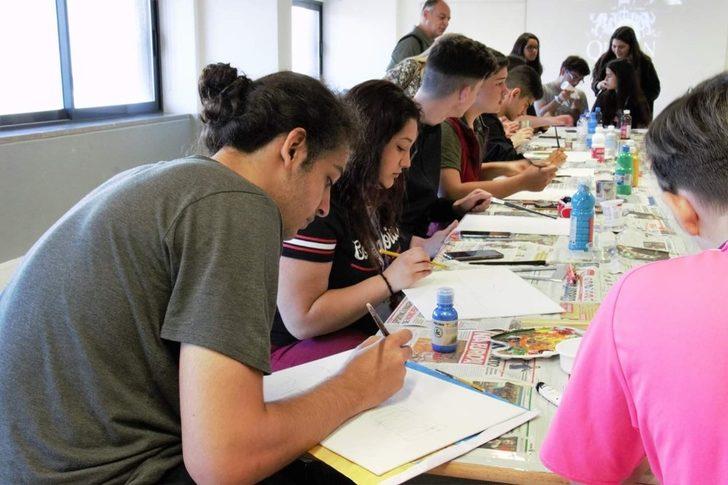 Kuşadalı liseliler, Portekiz’de Türkiye’yi temsil etti G3