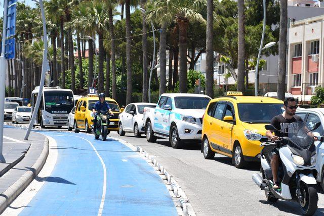 Marmaris'te bayram yoğunluğu başladı