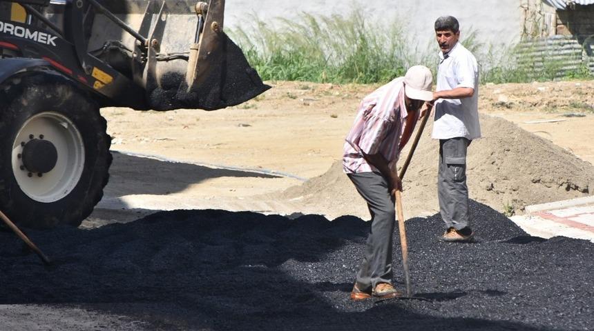 Gemlik Belediyesi&rsquo;nden asfalt atağı