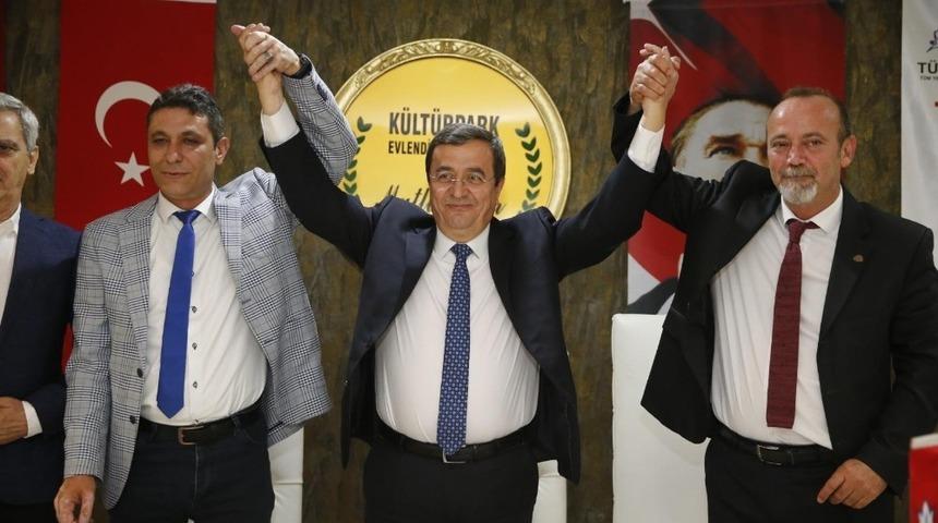 Konak&rsquo;ta &ccedil;ifte bayram