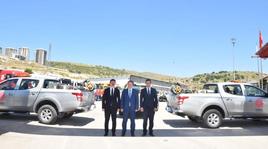 Karesi&rsquo;de haşereyle m&uuml;cadele başladı