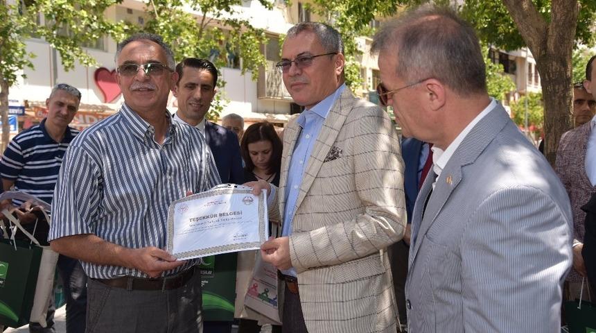 Manisa&rsquo;da &rsquo;D&uuml;nya T&uuml;t&uuml;ns&uuml;z G&uuml;n&uuml;&rsquo; etkinliği