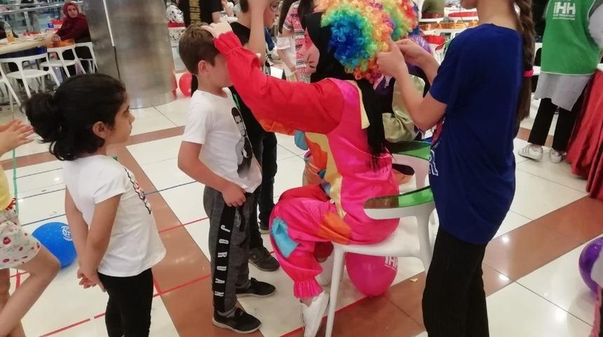 İHH&rsquo;dan kardeşlik iftarı