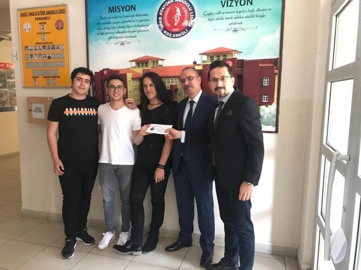 Müzik yarışmasında dereceye giren öğrencilere ödülleri verildi G2