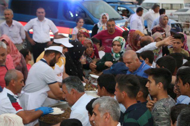 TOGEM-DER'den Adıyaman'da bin kişilik iftar yemeği