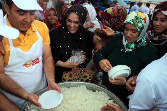 TOGEM-DER'den Adıyaman'da bin kişilik iftar yemeği