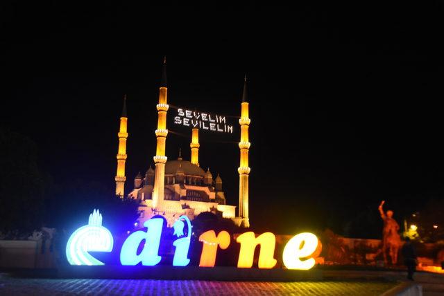 Selimiye Camii, Kadir Gecesi'nde dolup taştı