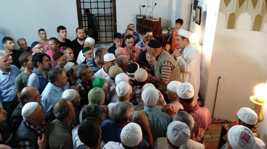 &Ccedil;ardak&rsquo;da Sakal-ı Şerif ziyarete a&ccedil;ıldı