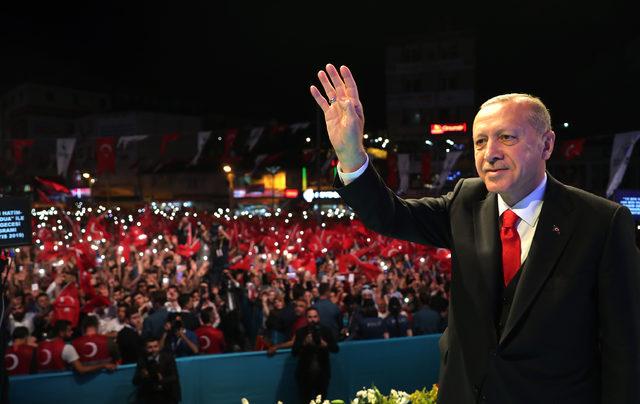 Erdoğan ve Yıldırım Esenler'de Geleneksel Kadir Gecesi Programında konuştu(1)