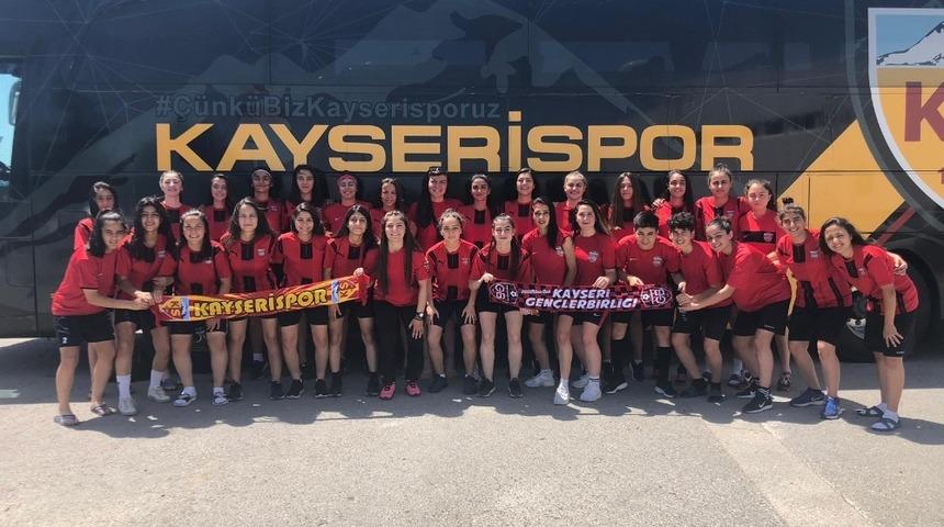 Yıldız Kızlar ve Gen&ccedil; Kızlarda şampiyonlar belli oldu