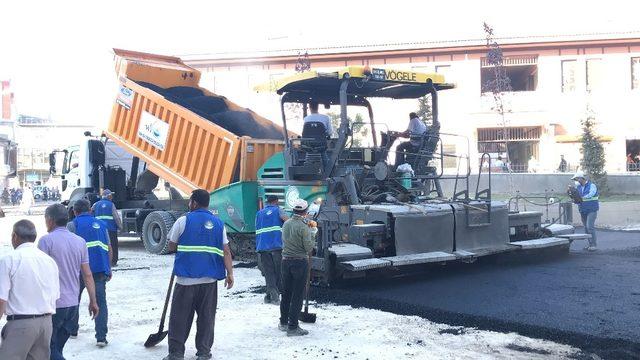 Başkan Çetin, yol yapım çalışmalarını yerinde inceledi