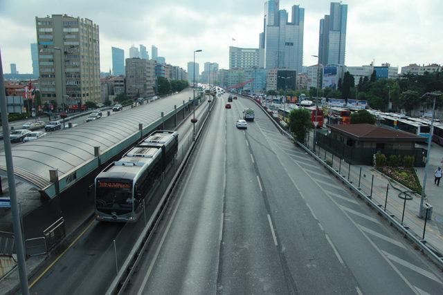 İstanbul'da yollar boş kaldı