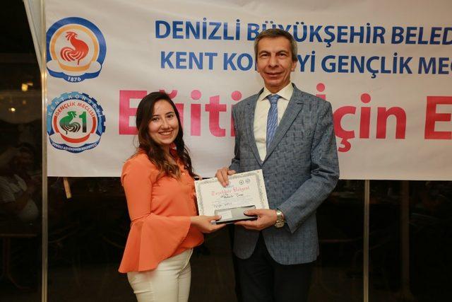 Eğitim için El Ele, 11’inci dönemini tamamladı