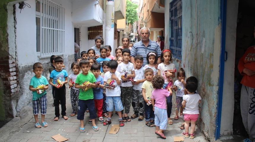 Başkan Beyoğlu ve Dermanbaba vatandaşlara derman oluyor