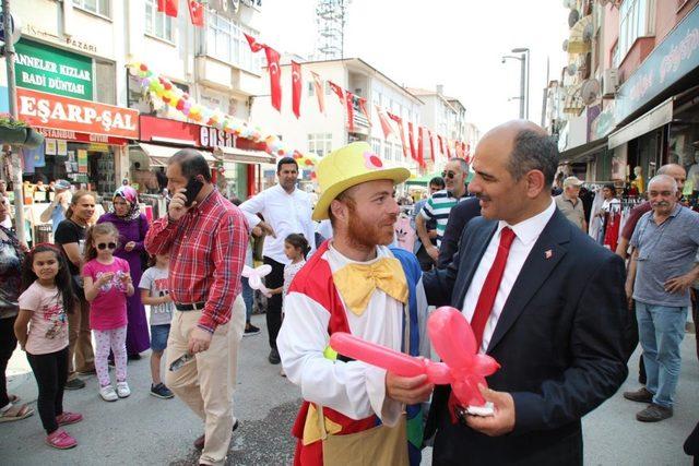 Körfez’de bayram tadında panayır