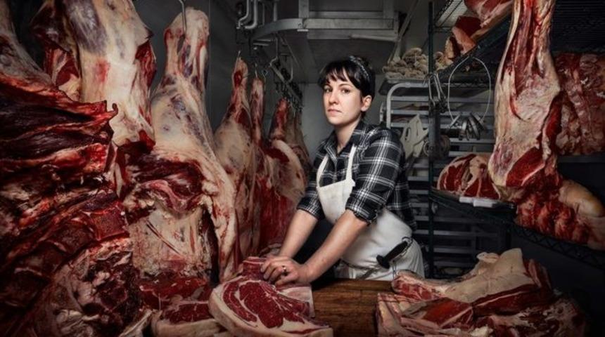 Amerikalı fotoğraf&ccedil;ı 'erkek işi' yapan kadınları fotoğrafladı!