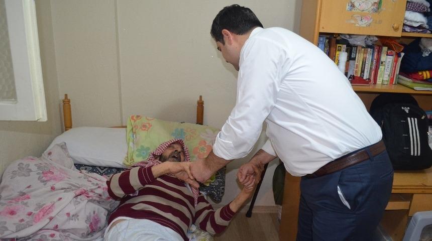 Başkan Yardımcısı Honaz&rsquo;dan anlamlı davranış