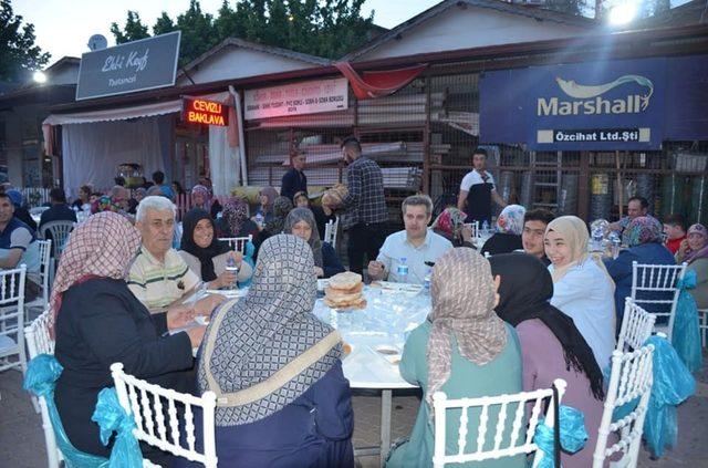 Belde halkına iftar yemeği verildi