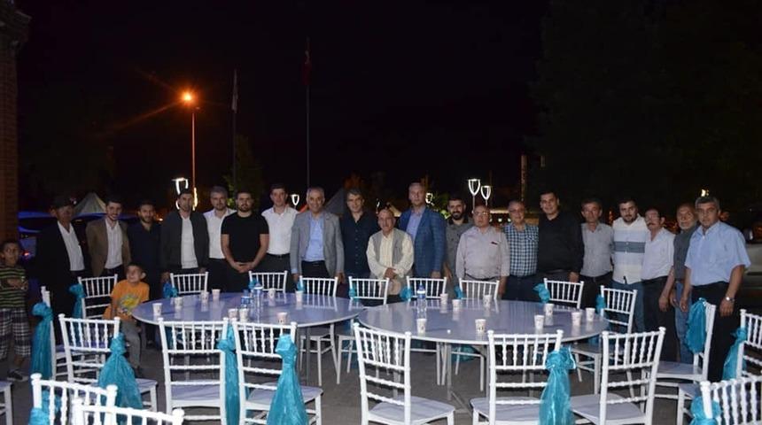 Belde halkına iftar yemeği verildi